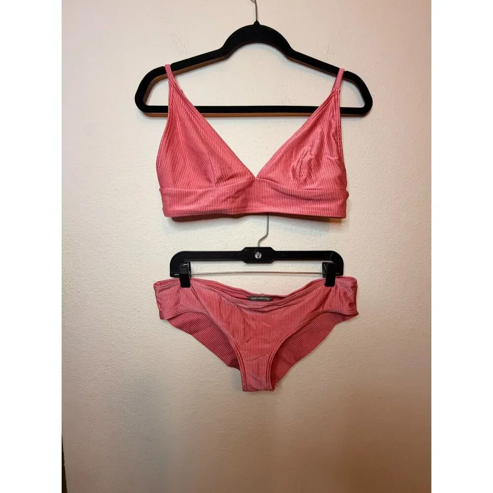 Vince Camuto Swim Coral Ribbed Bikini Set Triangle Top Cheeky Bottom L